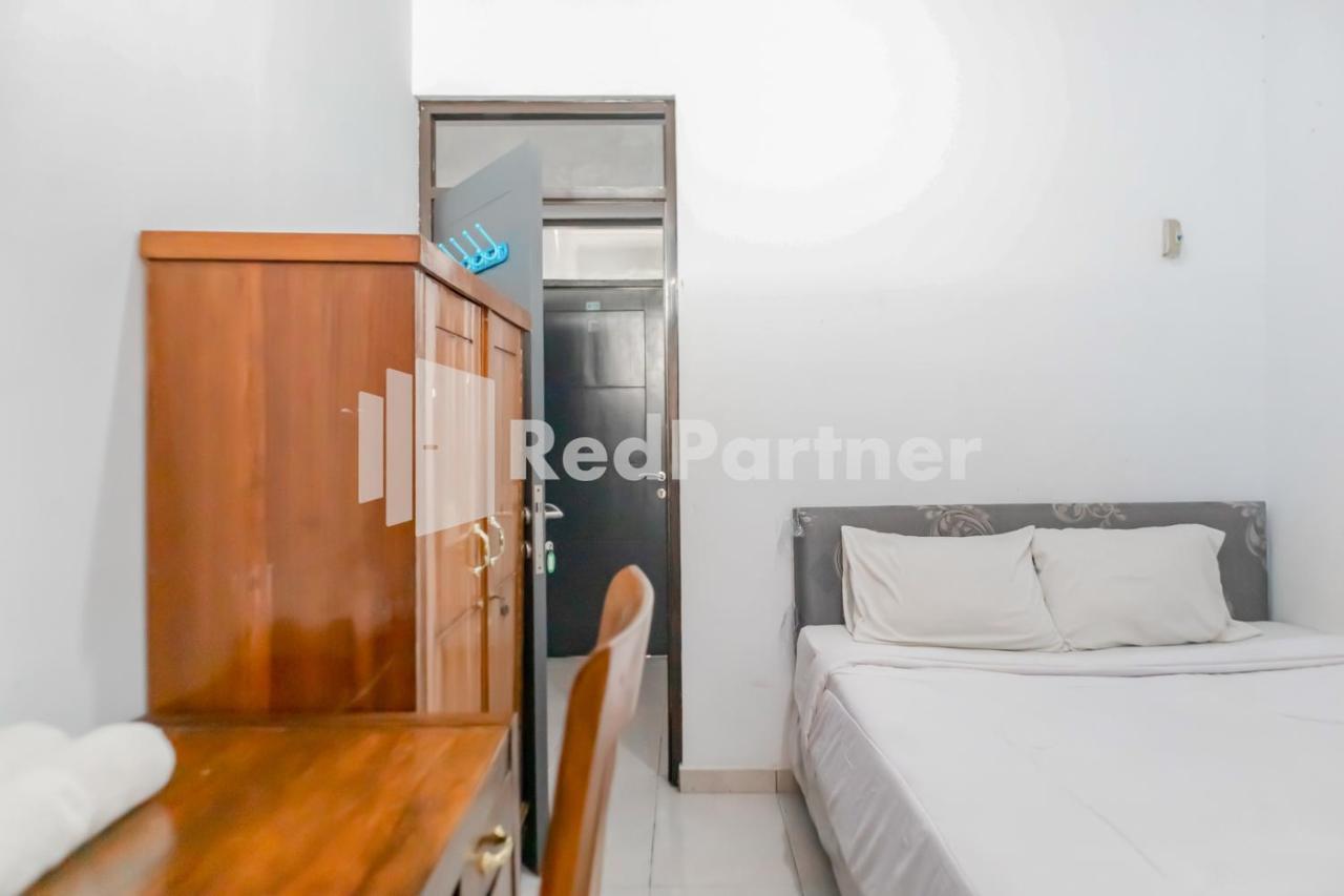 Oyo 2770 Zleepy Wisma Khazri Bogor Ngoại thất bức ảnh