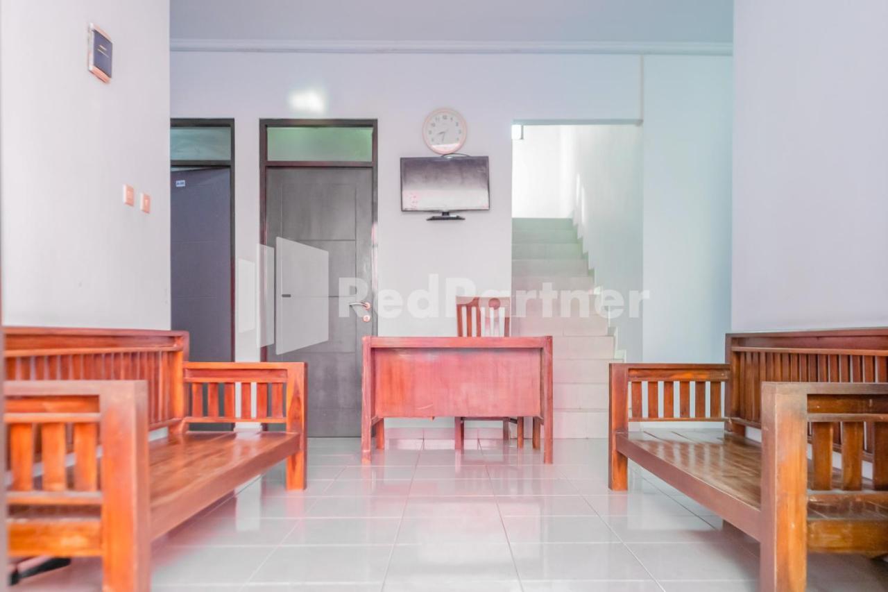 Oyo 2770 Zleepy Wisma Khazri Bogor Ngoại thất bức ảnh