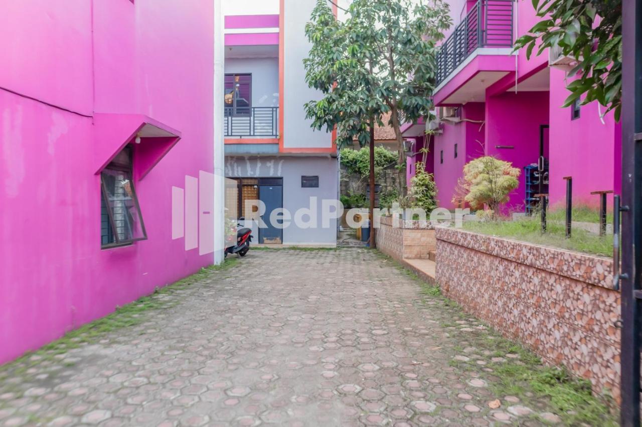 Oyo 2770 Zleepy Wisma Khazri Bogor Ngoại thất bức ảnh
