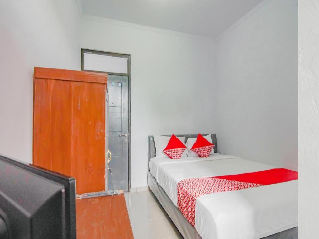 Oyo 2770 Zleepy Wisma Khazri Bogor Ngoại thất bức ảnh